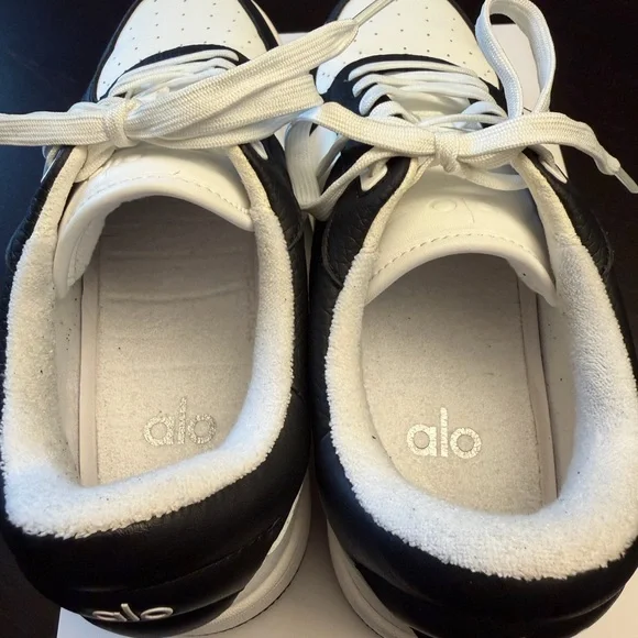 ALO Recovery Mode Woman/Men's Sneakers - Picture 3 of 6